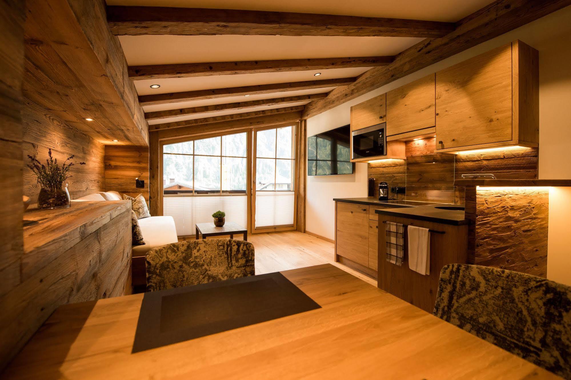 Pepi'S Suites - Lechtal Apartments Holzgau Kültér fotó