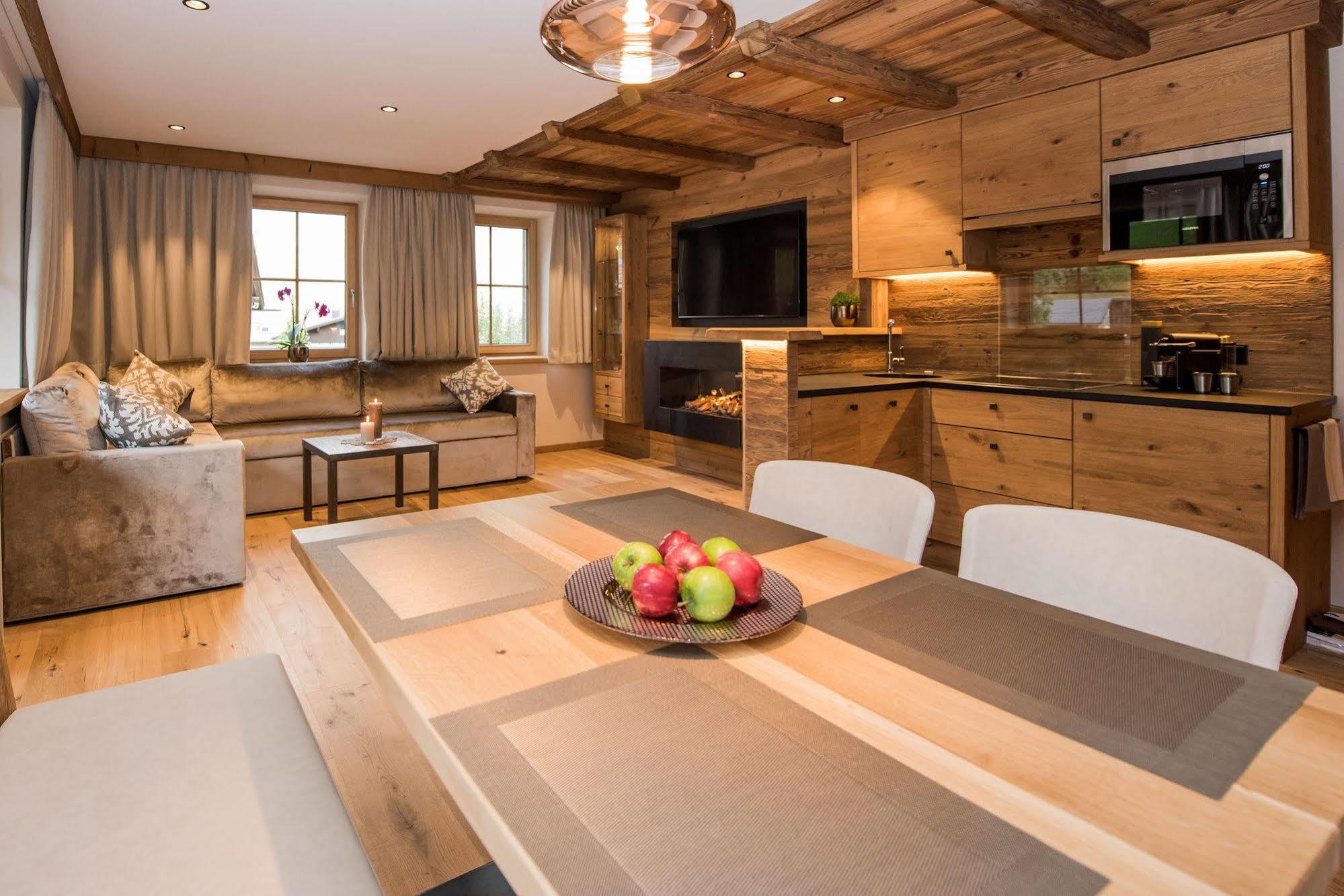Pepi'S Suites - Lechtal Apartments Holzgau Kültér fotó