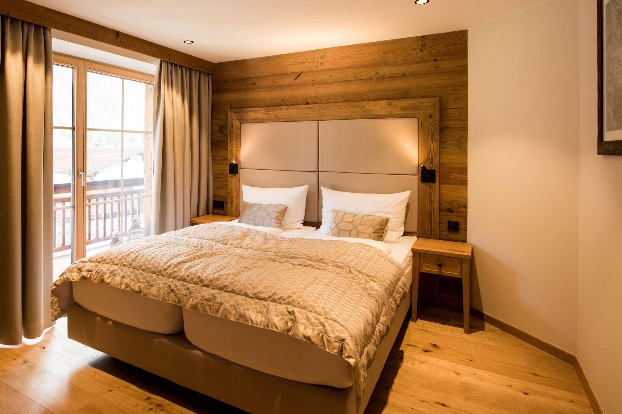 Pepi'S Suites - Lechtal Apartments Holzgau Kültér fotó
