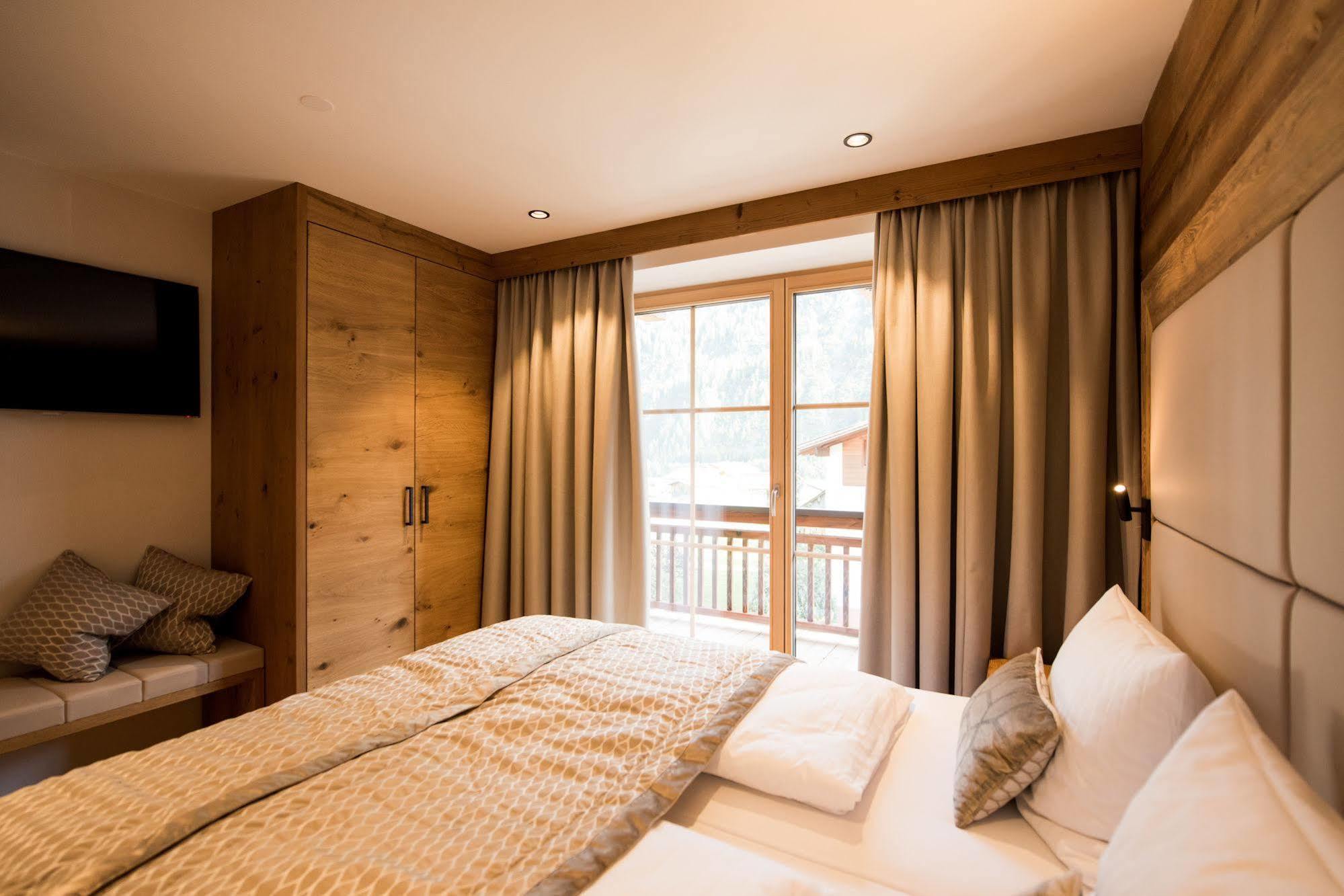 Pepi'S Suites - Lechtal Apartments Holzgau Kültér fotó